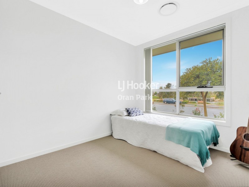 4 Lance Street, Oran Park NSW 2570