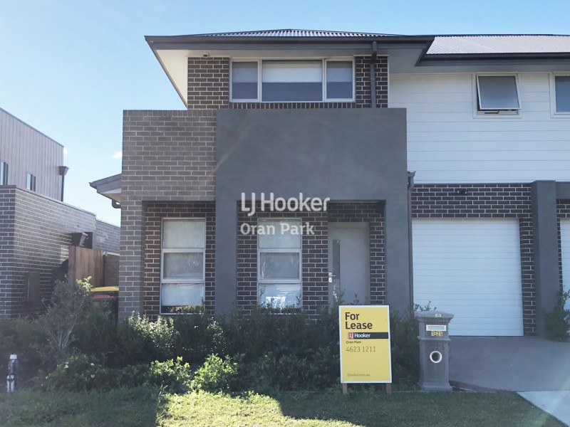 25a Franklin Grove, Oran Park NSW 2570