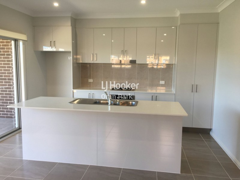 25a Franklin Grove, Oran Park NSW 2570