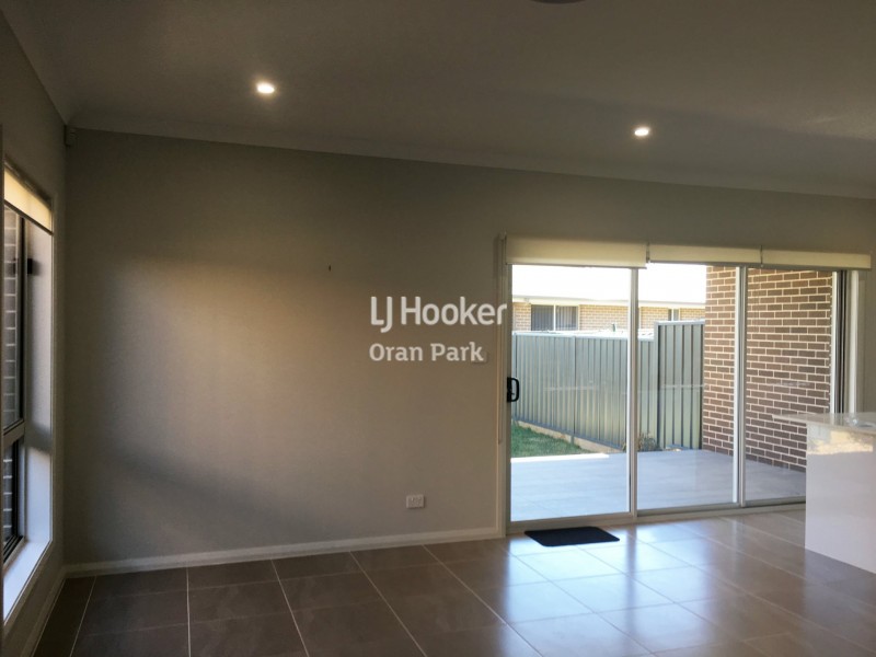 25a Franklin Grove, Oran Park NSW 2570