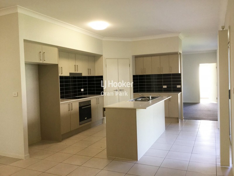 20 Leeds Street, Oran Park NSW 2570