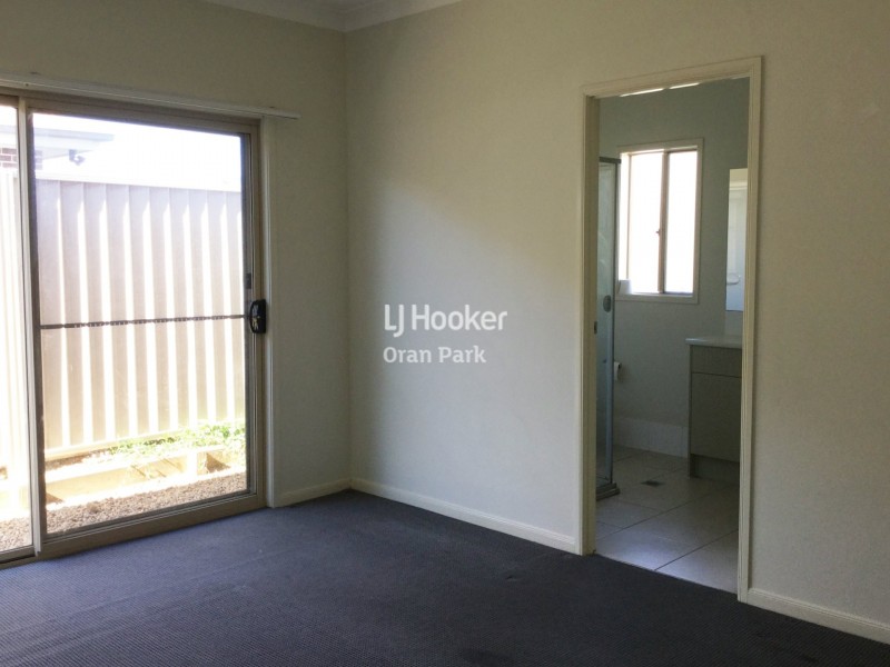 20 Leeds Street, Oran Park NSW 2570