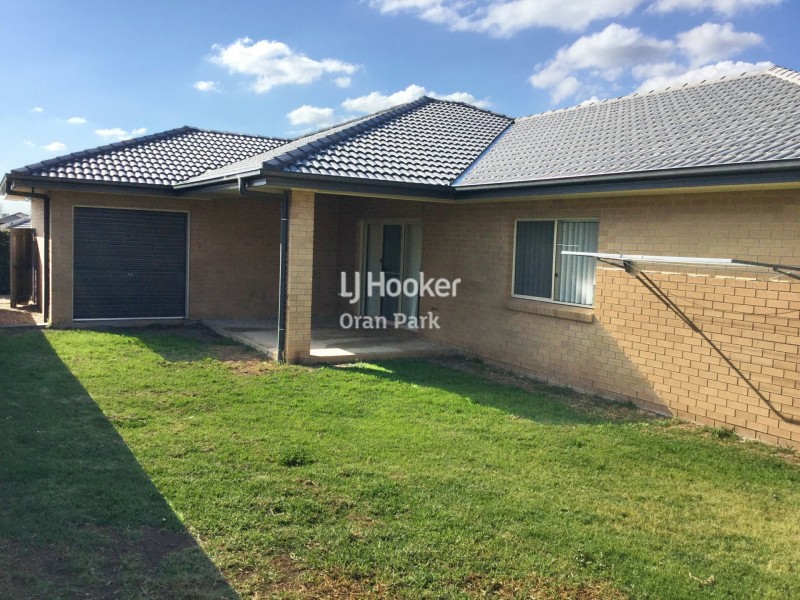 20 Leeds Street, Oran Park NSW 2570