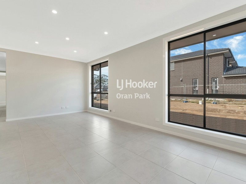 37 Mimosa Street, Gregory Hills NSW 2557