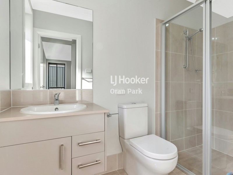 37 Mimosa Street, Gregory Hills NSW 2557