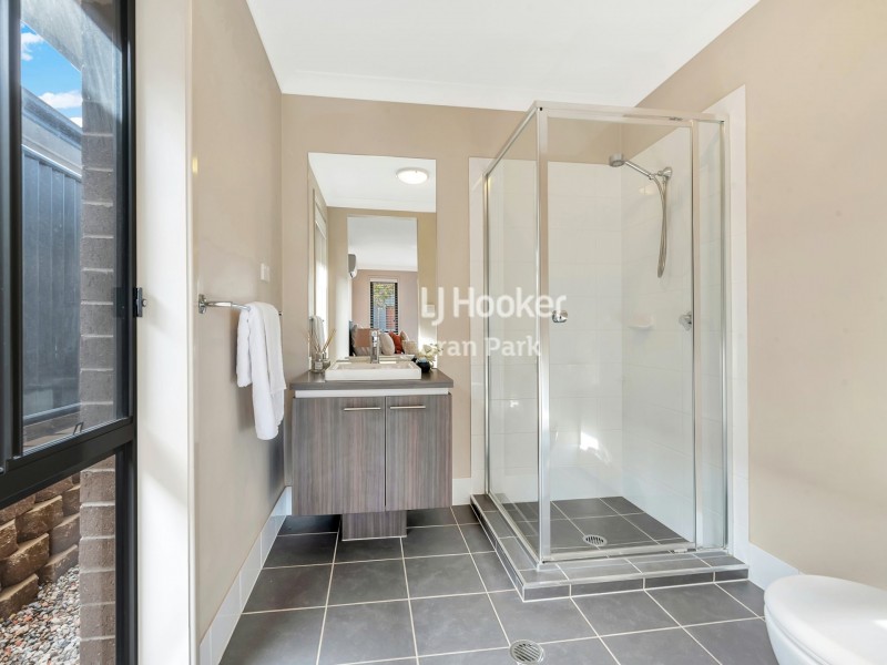 11 Dalton Terrace, Harrington Park NSW 2567