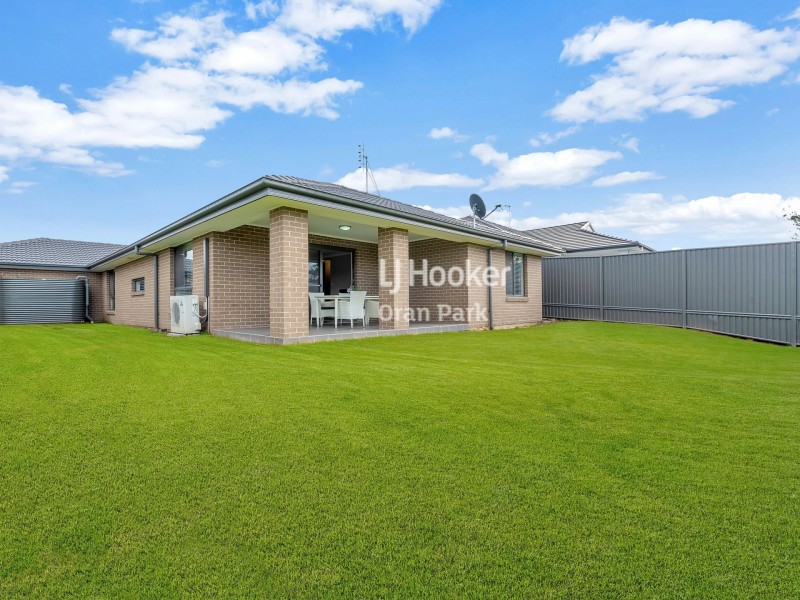 11 Dalton Terrace, Harrington Park NSW 2567