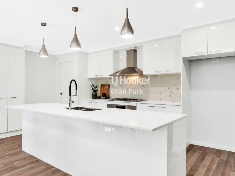 20b Goss Loop, Oran Park NSW 2570