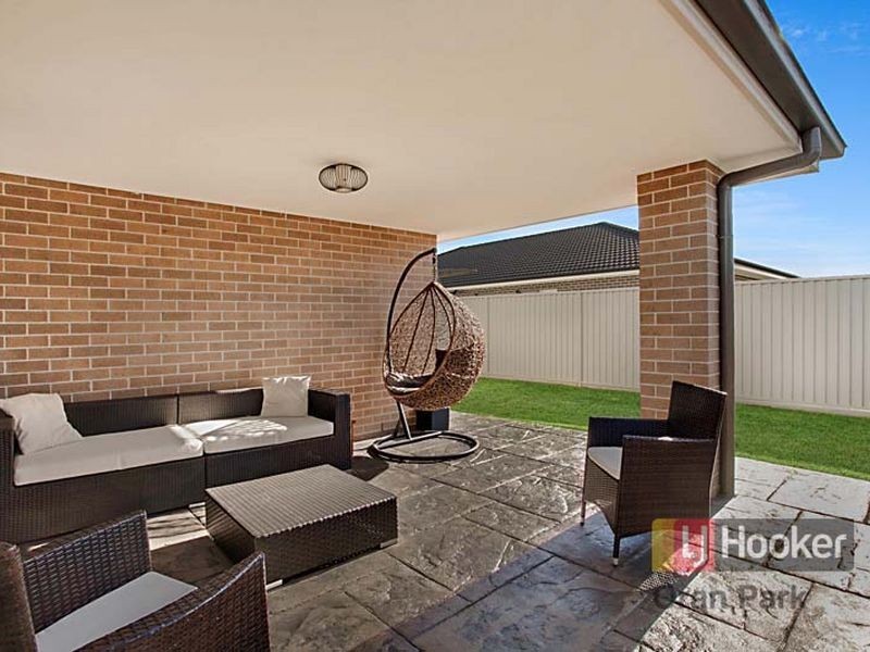 20 Morris Street, Oran Park NSW 2570