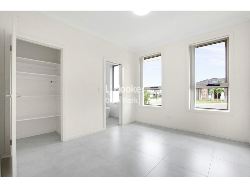 31a Evans Street, Oran Park NSW 2570