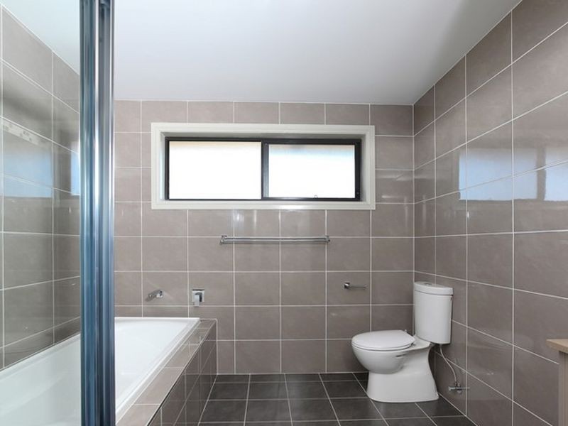 43 Murphy Street, Oran Park NSW 2570