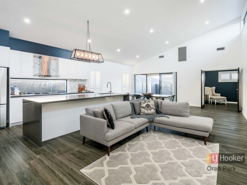 5 Walker Street, Oran Park NSW 2570