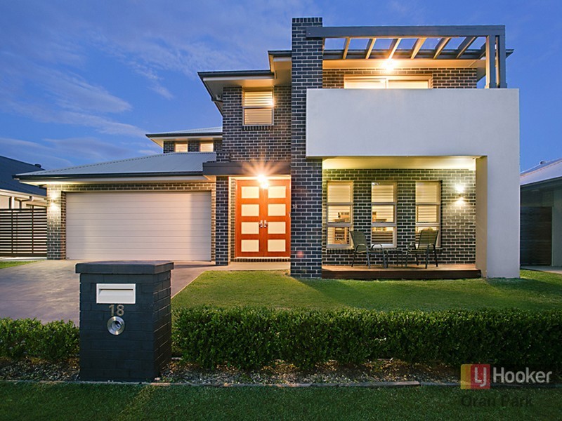 18 Crick Place, Oran Park NSW 2570