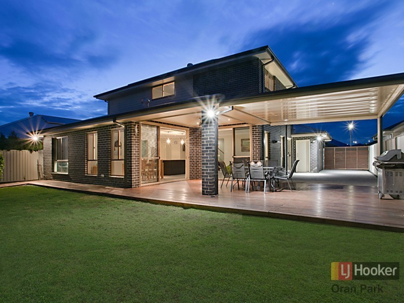 18 Crick Place, Oran Park NSW 2570