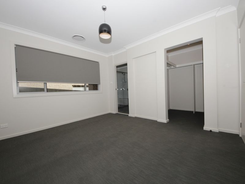 12 Fury street, Oran Park NSW 2570