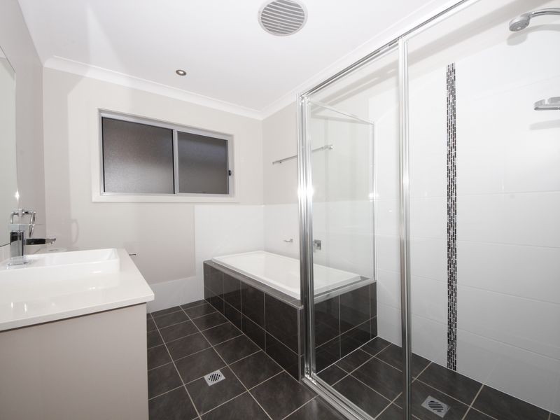 12 Fury street, Oran Park NSW 2570