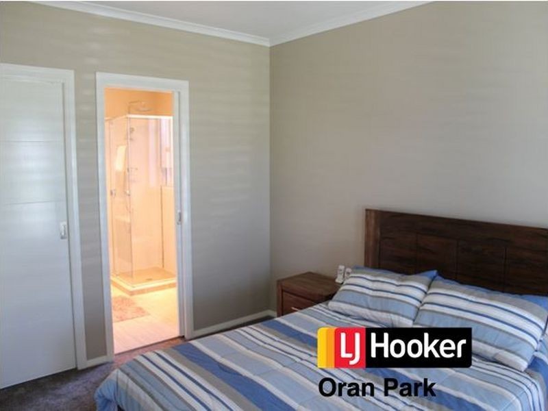 8 Ekins Street, Oran Park NSW 2570