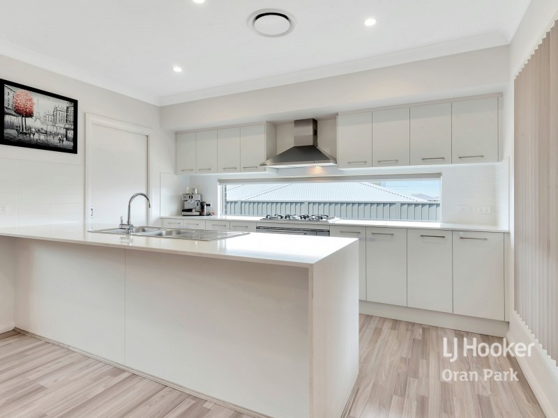 2 Rosemary Close, Gregory Hills NSW 2557