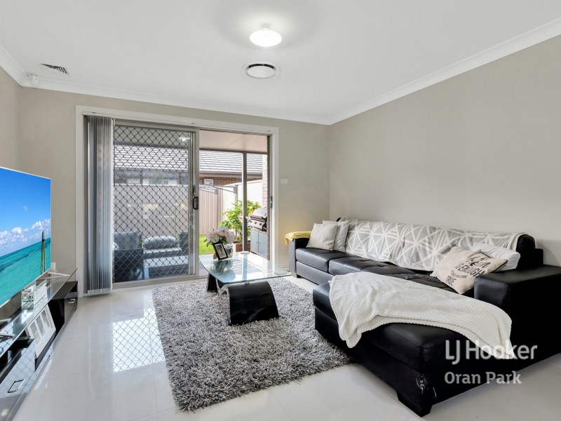 22B Howard Loop, Oran Park NSW 2570