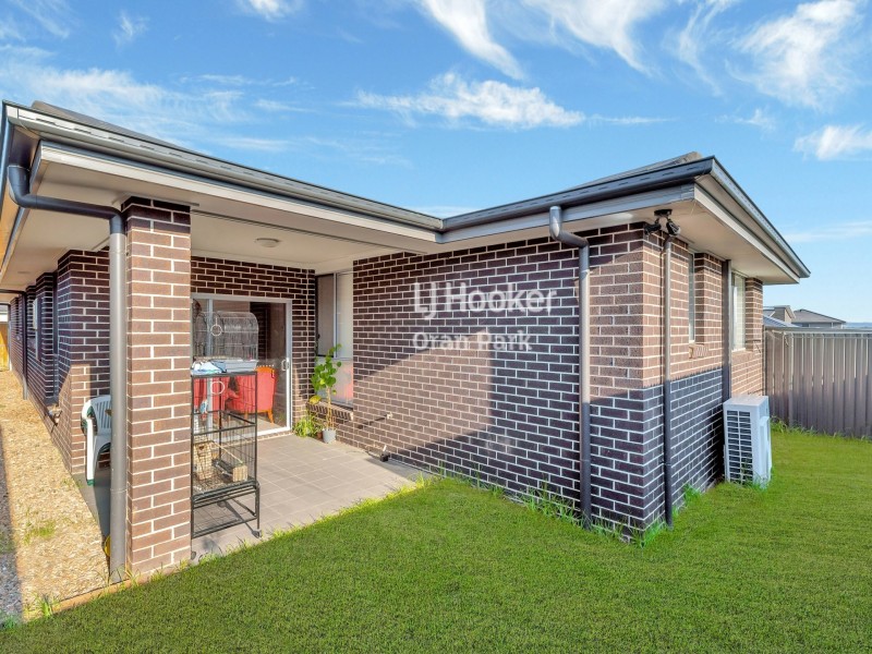 13b Taylor Street, Oran Park NSW 2570