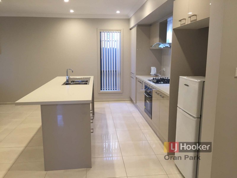 16 Murphy Street, Oran Park NSW 2570