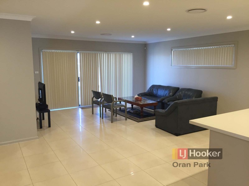 16 Murphy Street, Oran Park NSW 2570