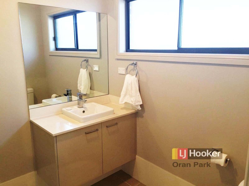 16 Murphy Street, Oran Park NSW 2570