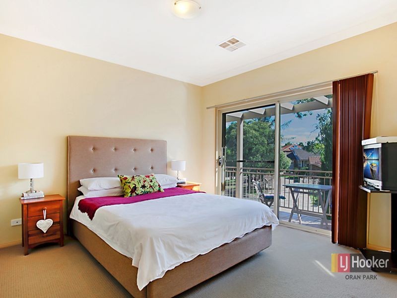 5 Hogan Place, Mount Annan NSW 2567