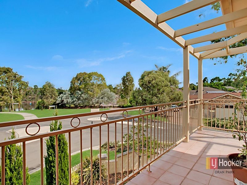 5 Hogan Place, Mount Annan NSW 2567