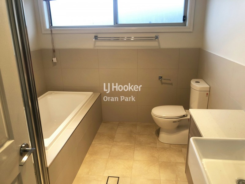 8 Westwood Court, Harrington Park NSW 2567