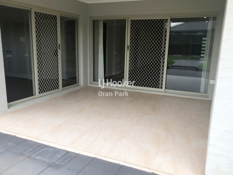 8 Westwood Court, Harrington Park NSW 2567