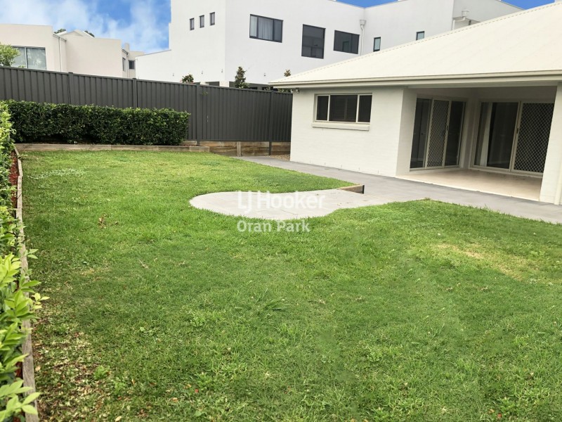 8 Westwood Court, Harrington Park NSW 2567