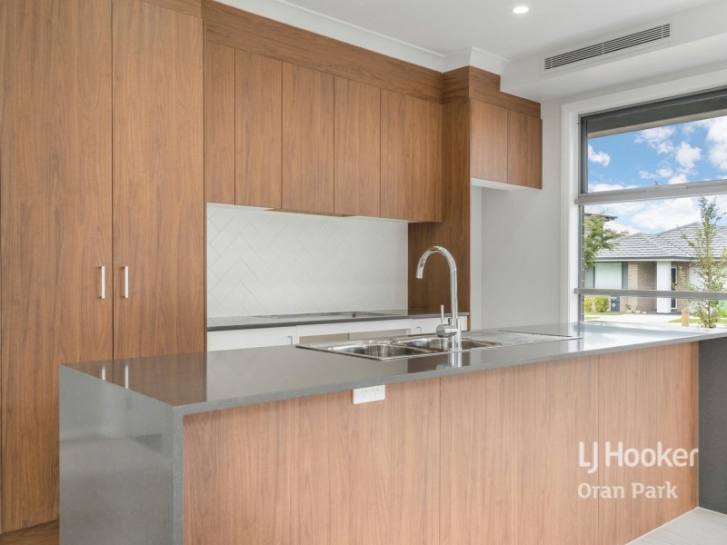 Lot 1/1 Neville Street, Oran Park NSW 2570