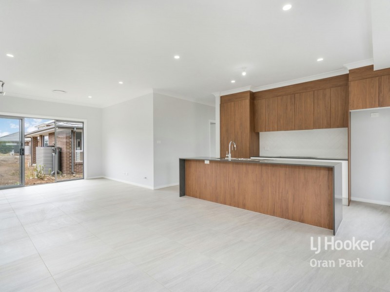 Lot 1/1 Neville Street, Oran Park NSW 2570