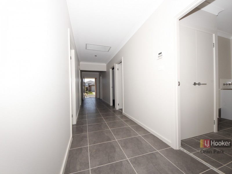 12 Fury Street, Oran Park NSW 2570