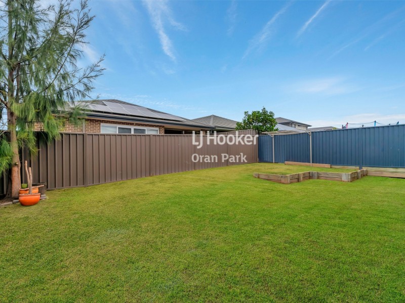 9 Holden Drive, Oran Park NSW 2570