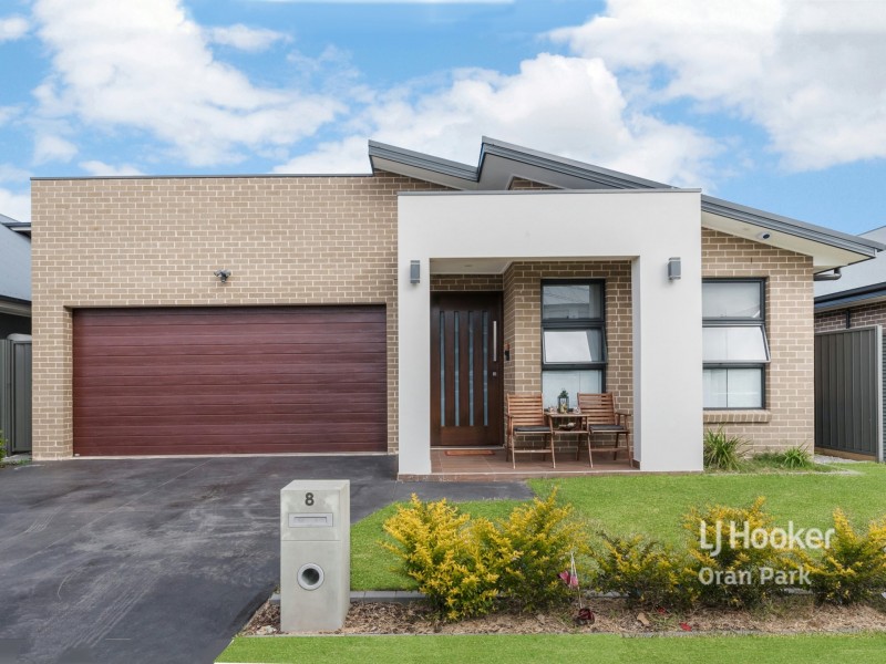 8 Churcher Street, Catherine Field NSW 2557