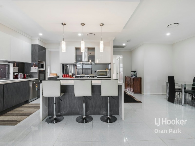 8 Churcher Street, Catherine Field NSW 2557