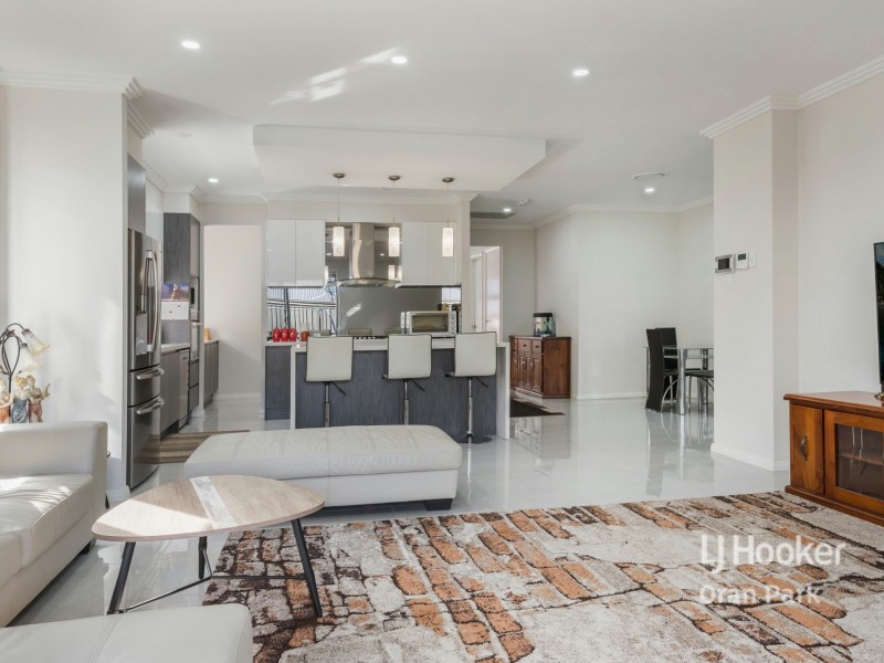 8 Churcher Street, Catherine Field NSW 2557