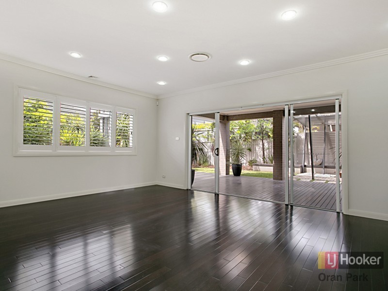 17 Moffat Street, Oran Park NSW 2570