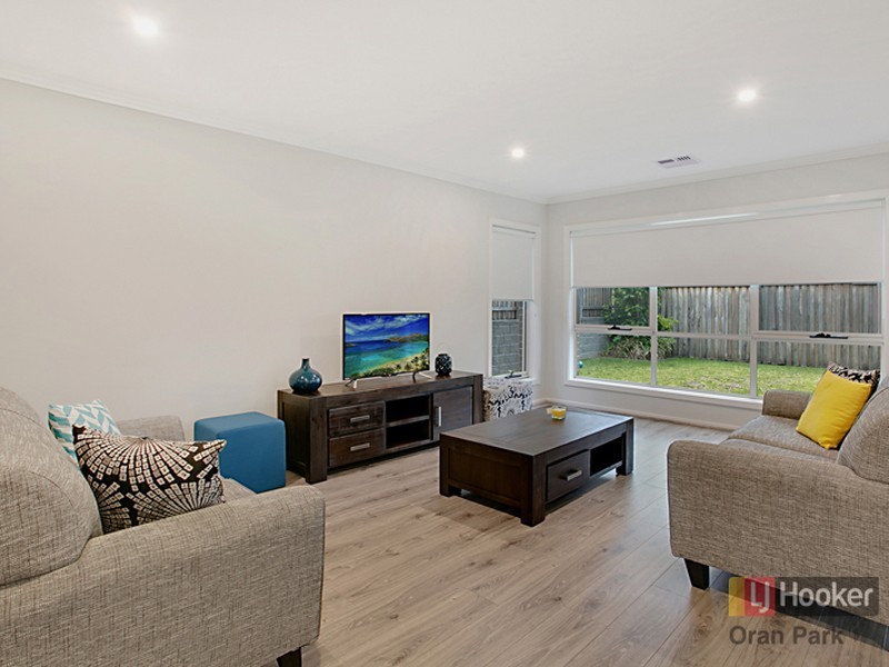 33 University Drive, Campbelltown NSW 2560