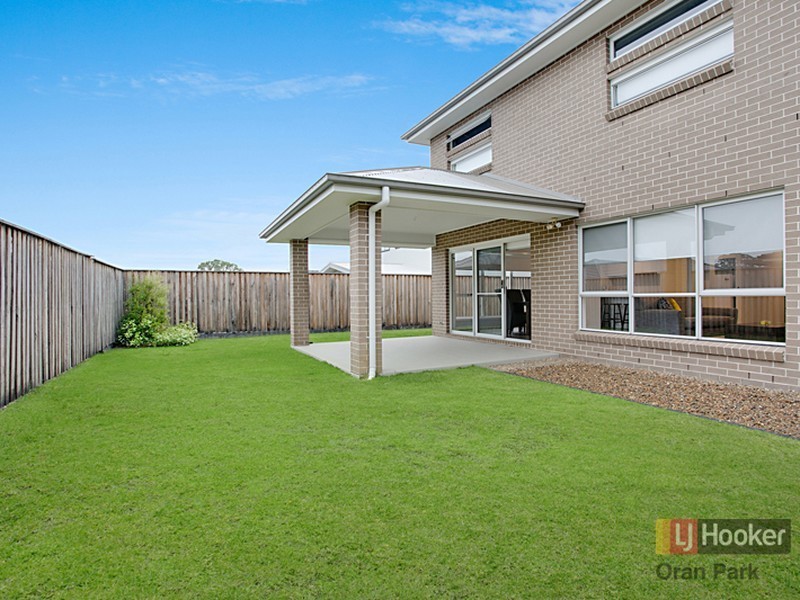33 University Drive, Campbelltown NSW 2560