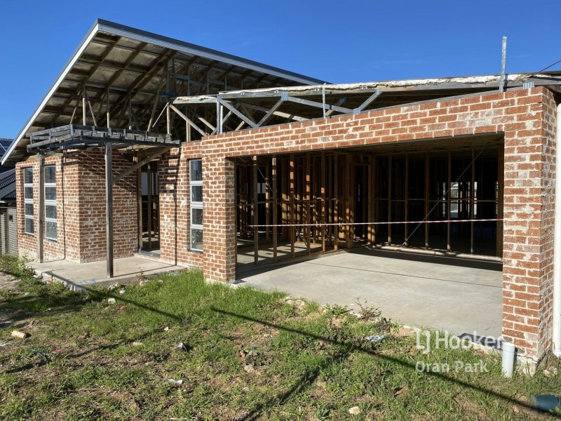 162 Holden Drive, Oran Park NSW 2570