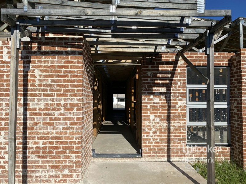 162 Holden Drive, Oran Park NSW 2570