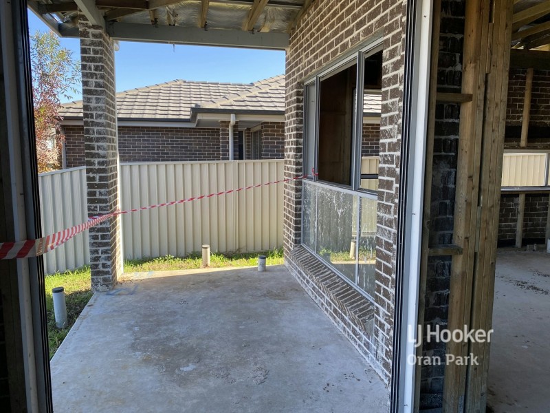 162 Holden Drive, Oran Park NSW 2570