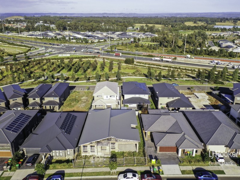 162 Holden Drive, Oran Park NSW 2570