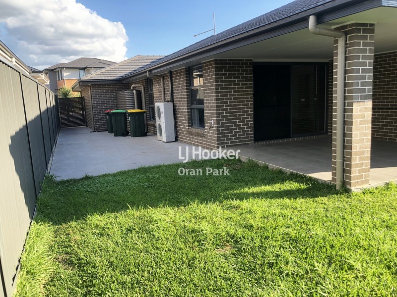 54 Bourne Ridge, Oran Park NSW 2570
