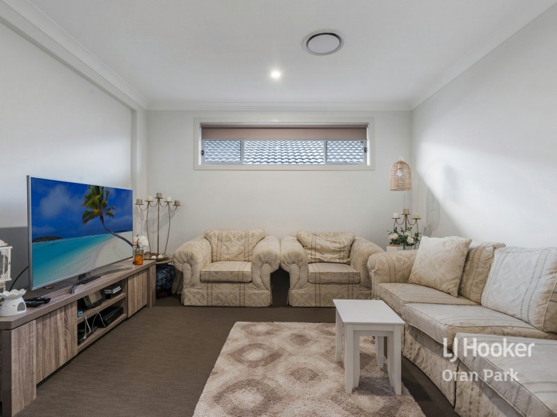 38 Hinton Loop, Oran Park NSW 2570