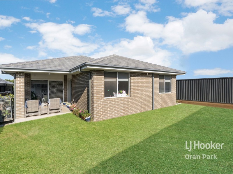 38 Hinton Loop, Oran Park NSW 2570