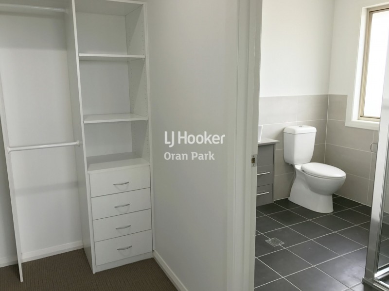 8b Harvey Street, Oran Park NSW 2570